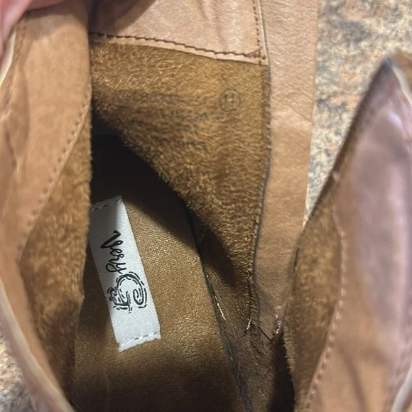 Very G Booties Slip On Side Zipper Closure Tan Womens Size 11 - Picture 4 of 13